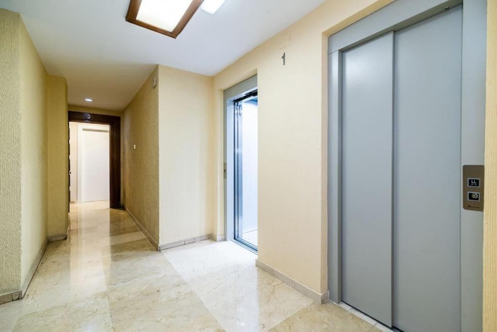 Apartamento Pedro Antonio Parking Gratis กรานาดา ภายนอก รูปภาพ